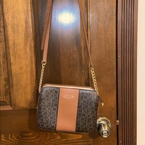 Calvin Klein Crossbody Purse!